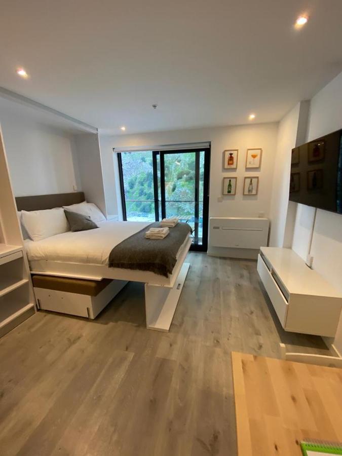 Cp High Floor Luxury Studio 直布罗陀 外观 照片