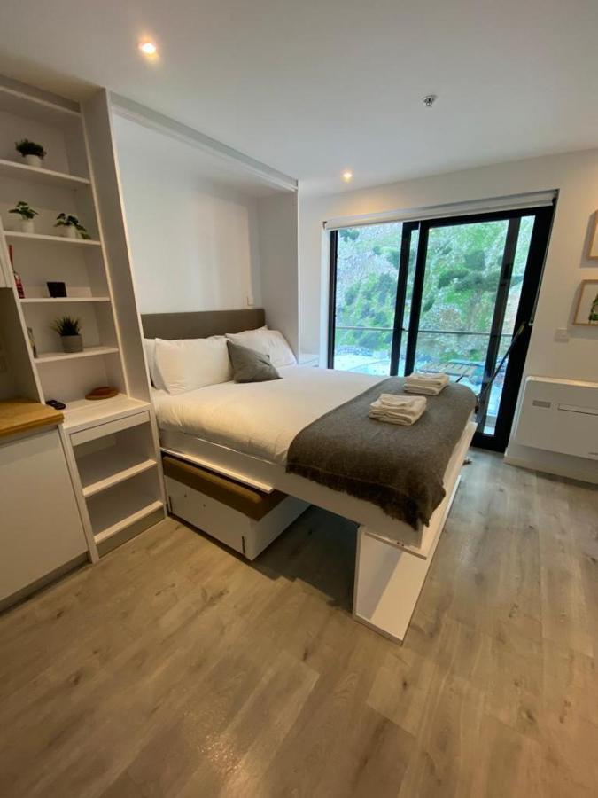 Cp High Floor Luxury Studio 直布罗陀 外观 照片
